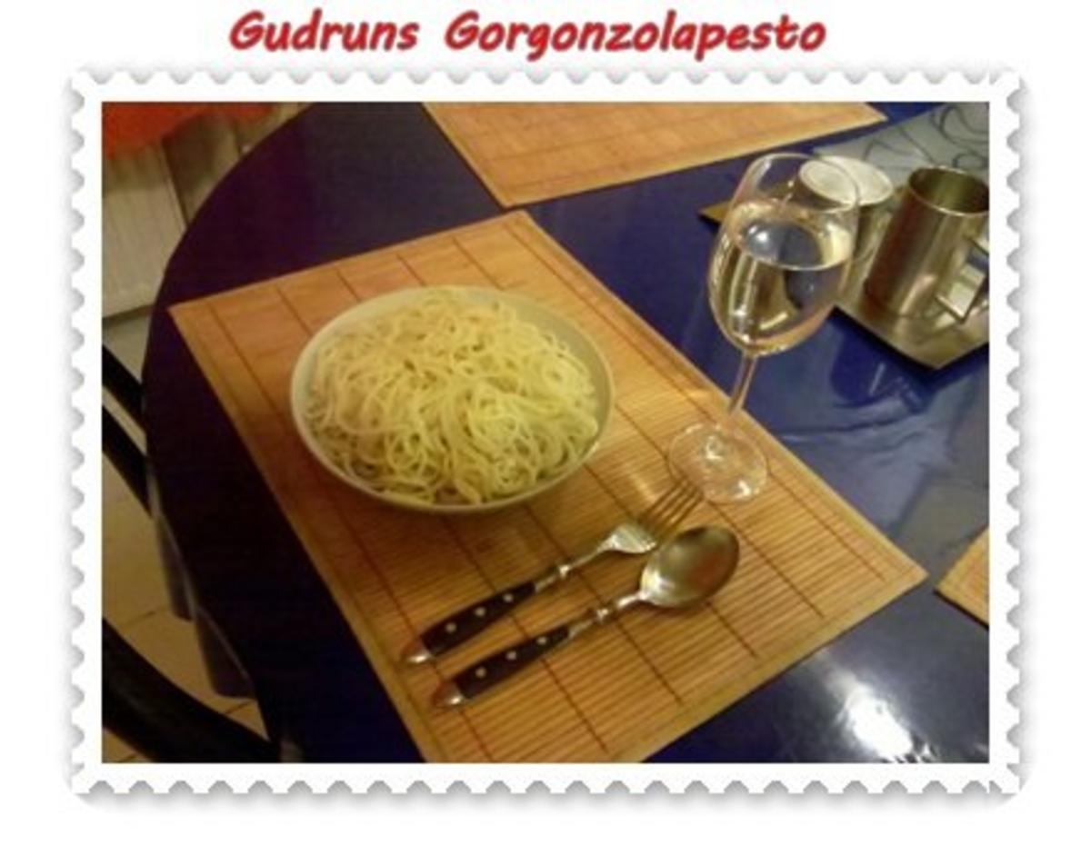 Nudeln: Gorgonzolapesto auf die Schnelle mit Spaghetti - Rezept - Bild Nr. 8