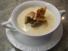 Suppen: Meerettich-Käse-Suppe mit Parmesan-Chips - Rezept