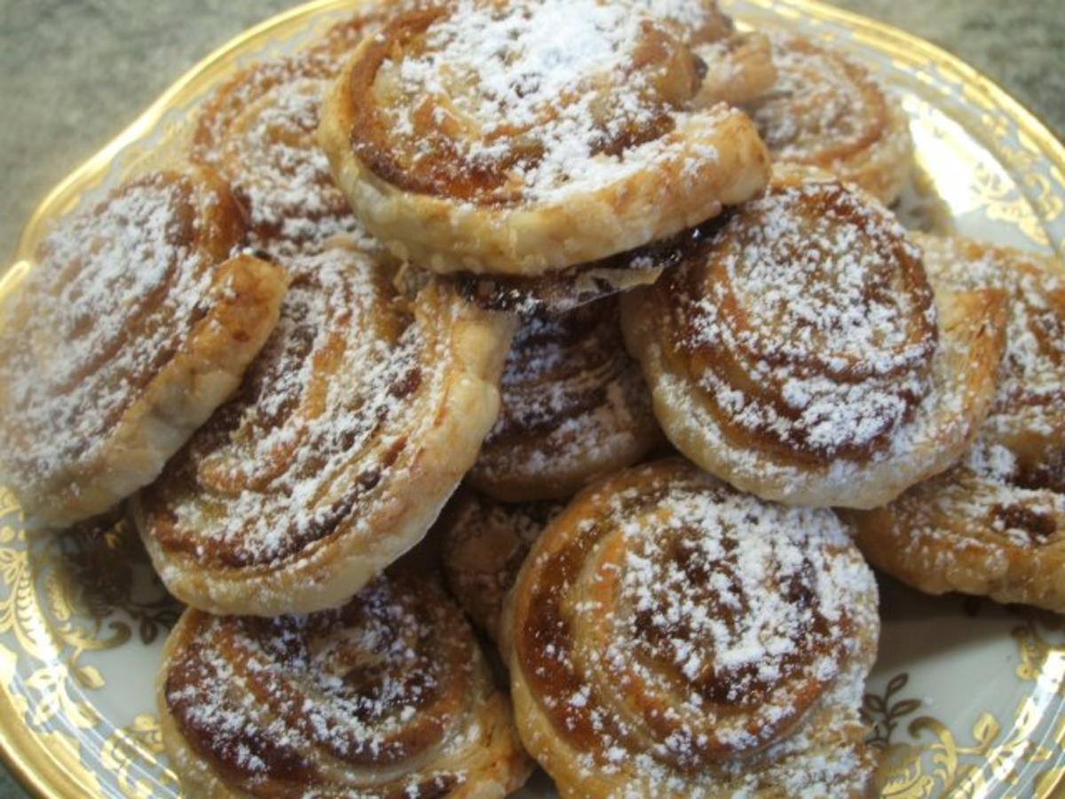 Bilder für Backen: Orangen-Marzipan-Schneckle - Rezept