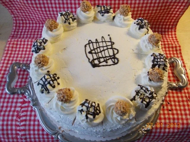 Rezept: Giotto- Kirschtorte Giotto- Kirschtorte - Rezept