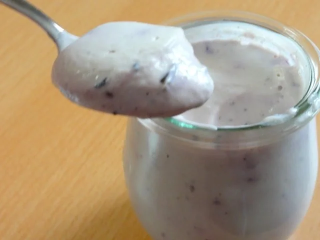 Rezept: Dessert: HEIDELBEER-SCHMANDCREME Bild Nr. 7 Dessert: HEIDELBEER-SCHMANDCREME - Rezept - Bild Nr. 7