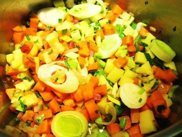 Rezept: Erbsensuppe "Camperglück" ... Bild Nr. 4 Erbsensuppe "Camperglück" ... - Rezept - Bild Nr. 4