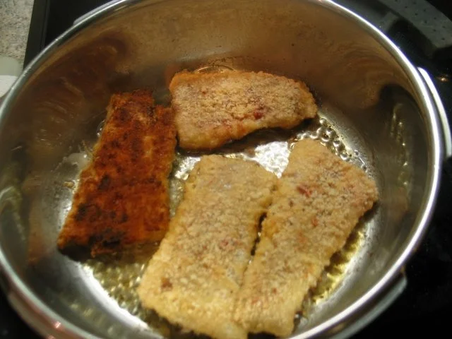 Rezept: Fisch: Tomaten-Seelachsfilet mit einem Salbei-Sahne-Sößchen Bild Nr. 5 Fisch: Tomaten-Seelachsfilet mit einem Salbei-Sahne-Sößchen - Rezept - Bild Nr. 5