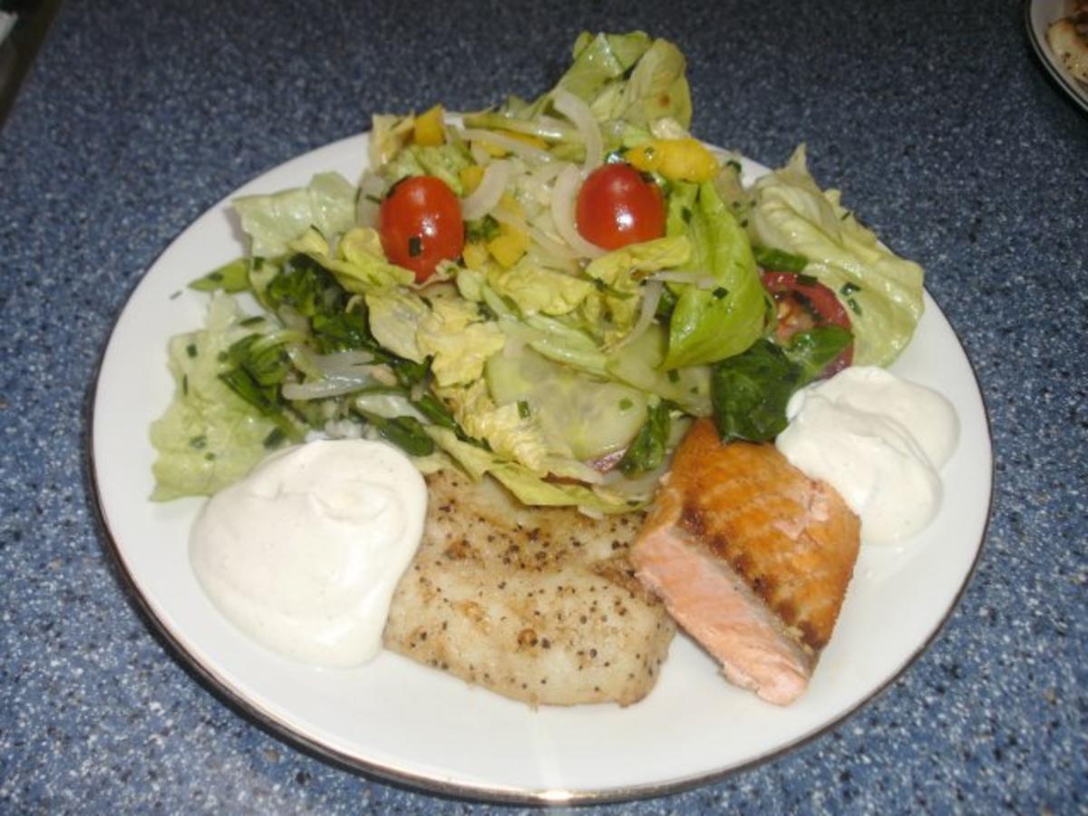 Bunter Salat mit Fisch - Rezept