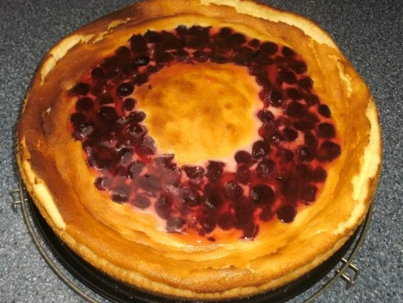 Käsekuchen mit Sauerkirschen - Rezept