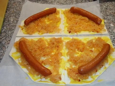 Emmentalerli im Sauerkrautteig - Rezept - Bild Nr. 4