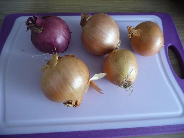 Pasta : Zwiebel - Würstchen - Gulasch an Spaghetti - Rezept - Bild Nr. 2