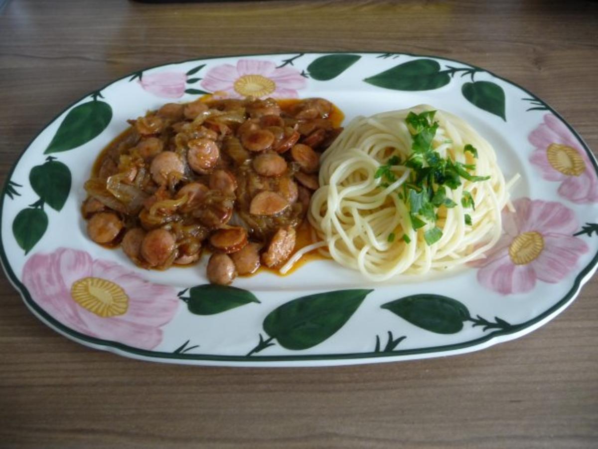Pasta : Zwiebel - Würstchen - Gulasch an Spaghetti - Rezept - Bild Nr. 12