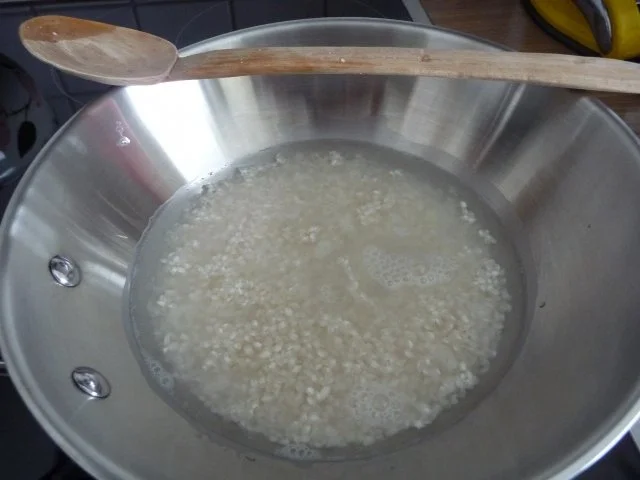 Milchreis mit Zimt & Zucker und Apfelspalten - Rezept - Bild Nr. 3