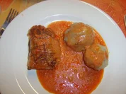 Chinakohlrouladen in Tomatensosse - Rezept