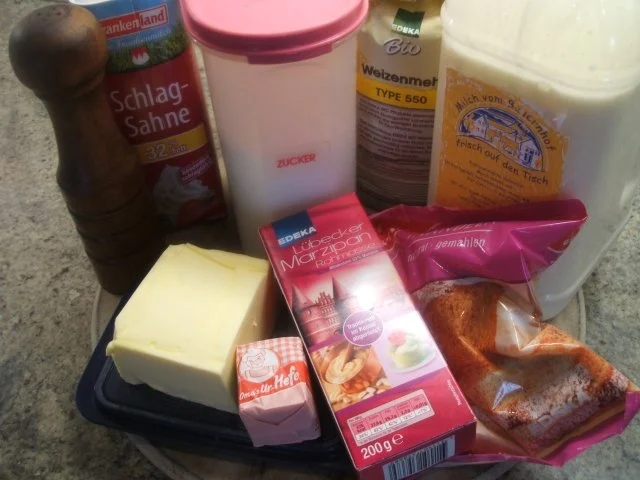 Backen: Marzipan-Hefezopf mit Mandelfüllung - Rezept - Bild Nr. 3