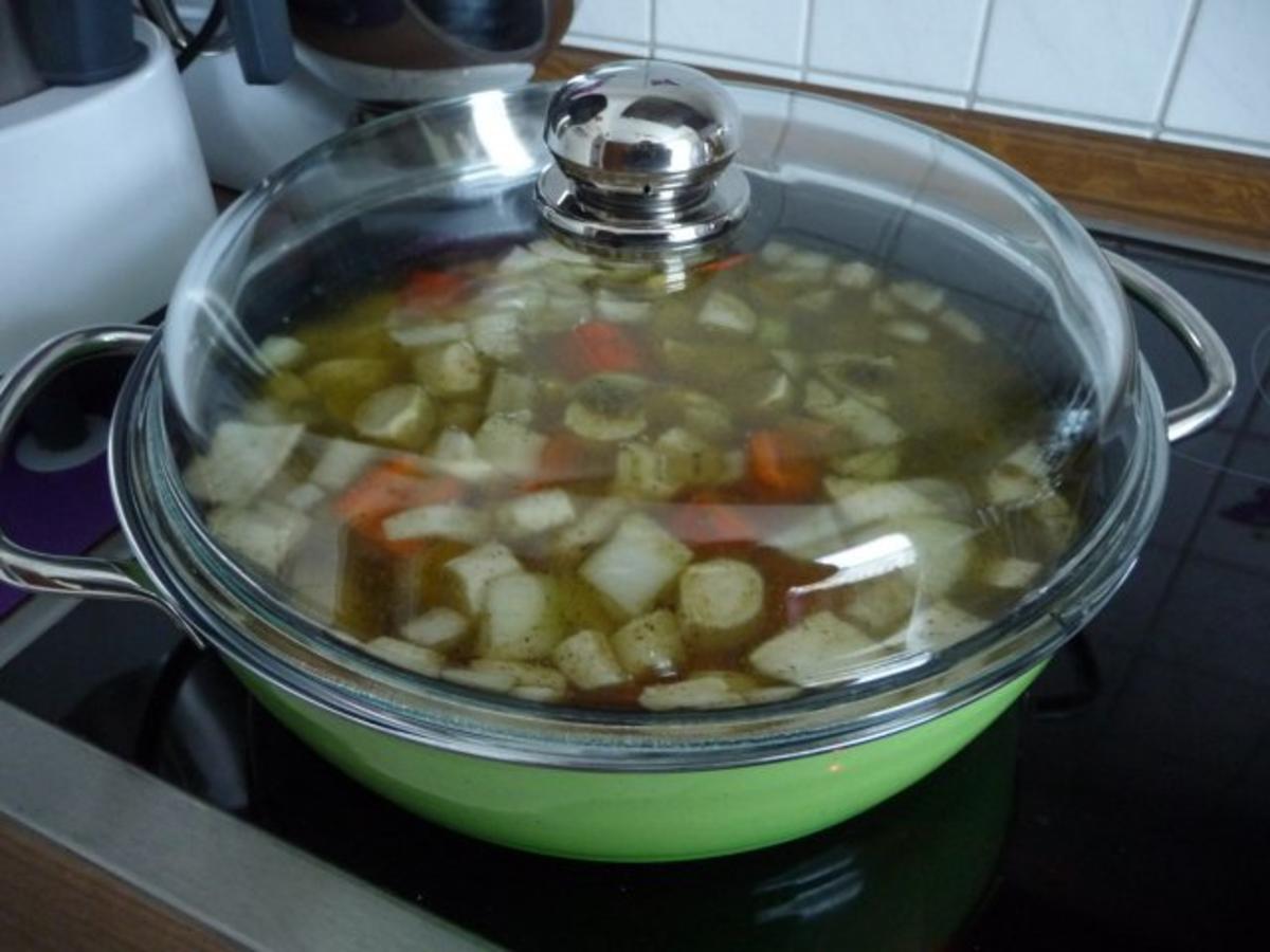 Suppen & Eintöpfe :  Heißes Süppchen zum Wieder-gesund-werden und bleiben - Rezept - Bild Nr. 11