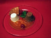 Zweierlei Schokoladenmousse an Aprikosenragout - Rezept