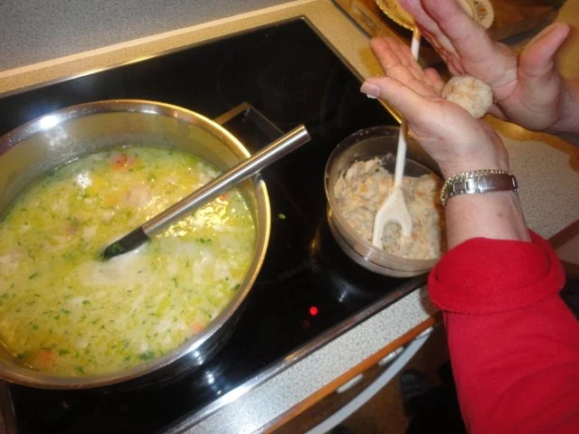 eingemachte Hühner Suppe mit Brösel Knödel - Rezept - Bild Nr. 15