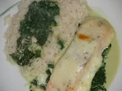 Rezept: Fisch : Lachs auf Blatt-Spinat gedünstet (ohne Fix-Päckchen) Fisch : Lachs auf Blatt-Spinat gedünstet (ohne Fix-Päckchen) - Rezept