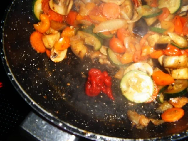Rezept: Gemüse-Hähnchenpfanne Bild Nr. 7 Gemüse-Hähnchenpfanne - Rezept - Bild Nr. 7