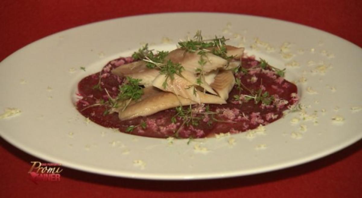 Bilder für Carpaccio von Rote Bete mit geräuchertem Forellenfilet und Meerrettich (Kalle Schwensen) - Rezept