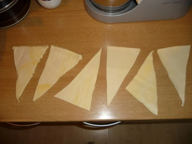 Rezept: Herzhafte Croissants Bild Nr. 4 Herzhafte Croissants - Rezept - Bild Nr. 4