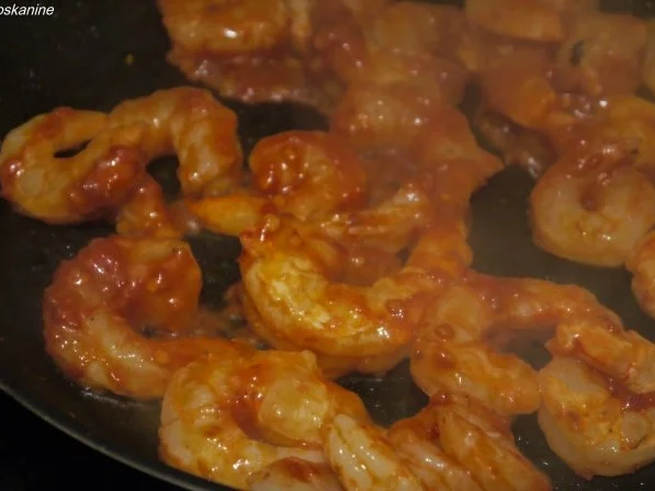 Spaghetti mit Knoblauchsauce und scharfen Garnelen - Rezept - Bild Nr. 14