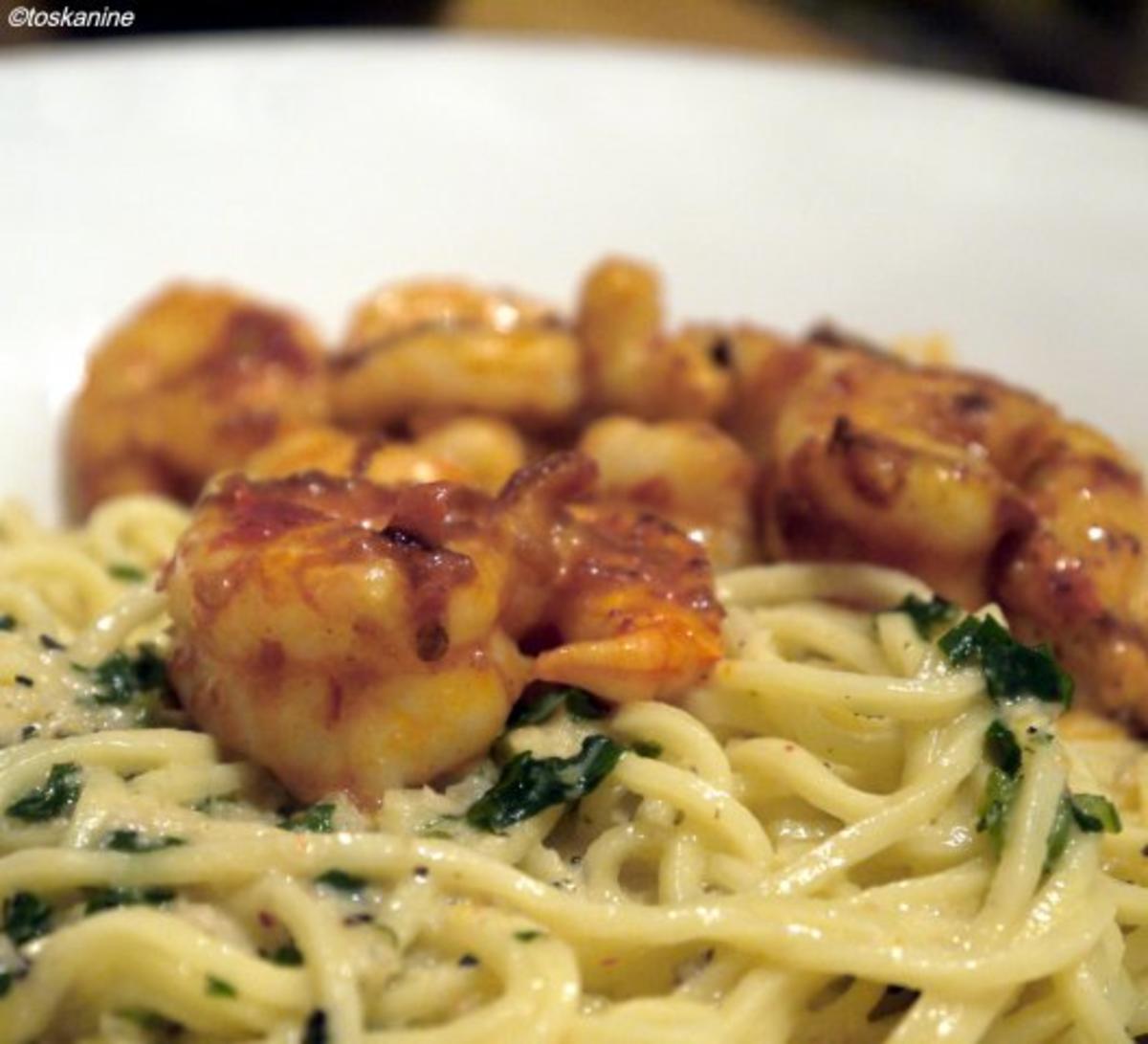 Spaghetti mit Knoblauchsauce und scharfen Garnelen - Rezept