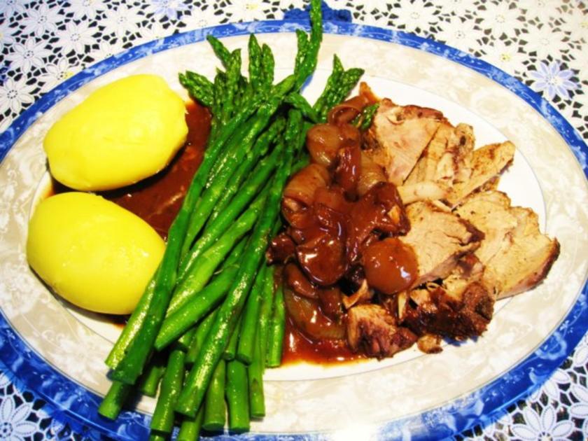 Lammkeule mediterran gewürzt und mit Rotwein geschmort - einfach - von mimi