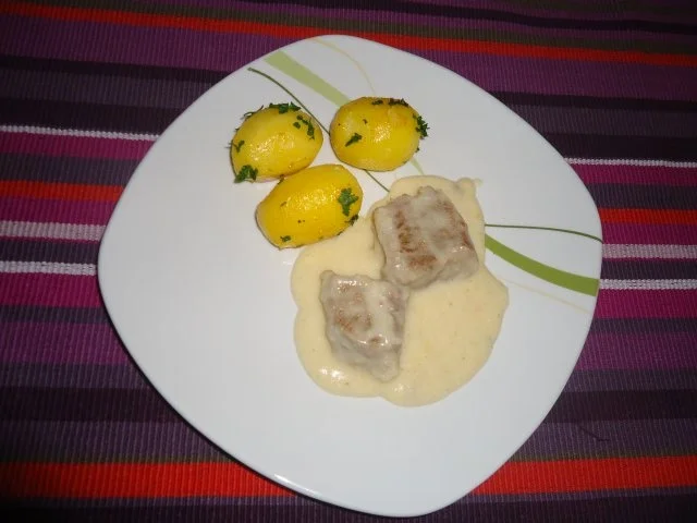 Tafelspitz mit Salzkartoffeln in Safranbutter - Rezept