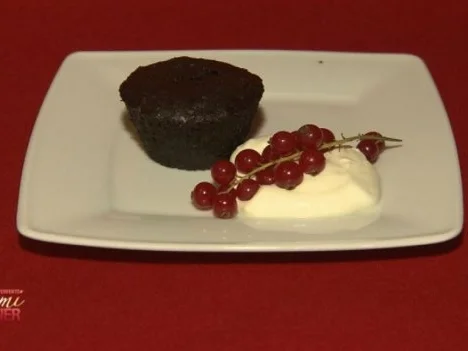 Rezept: Schokoladentraum schwarz/weiß (Kathy Weber) Schokoladentraum schwarz/weiß (Kathy Weber) - Rezept