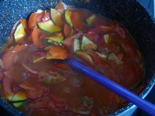 Hackfleisch :  Gewickelter Nudelteig mit Petersilien - Hackfüllung - Rezept - Bild Nr. 8