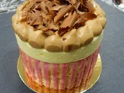 Weißes Schokoladenmousse- Törtchen mit Kirschkern - Rezept