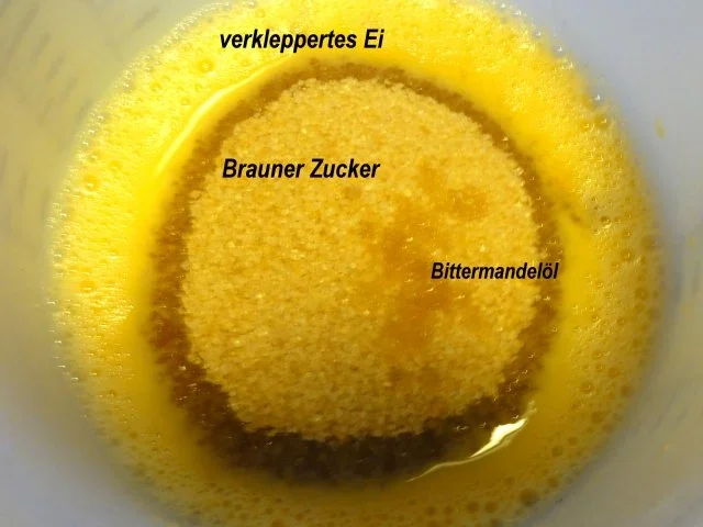 Rezept: Muffin: MANDEL - KIRSCH Bild Nr. 4 Muffin: MANDEL - KIRSCH - Rezept - Bild Nr. 4