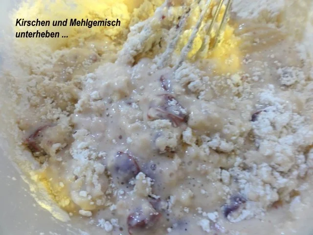 Rezept: Muffin: MANDEL - KIRSCH Bild Nr. 6 Muffin: MANDEL - KIRSCH - Rezept - Bild Nr. 6