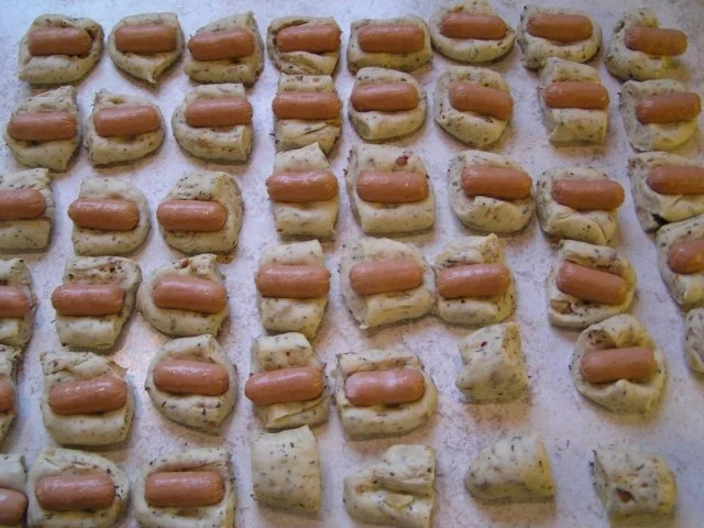 Rezept: Party Snack, Fernseh-Snack, Mini-Brote Bild Nr. 5 Party Snack, Fernseh-Snack, Mini-Brote - Rezept - Bild Nr. 5