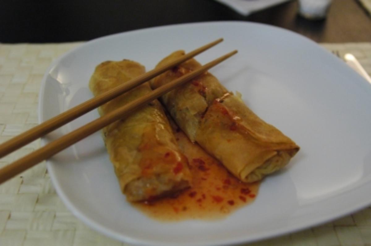 Frühlingsrollen - Rezept mit Bild - kochbar.de