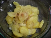 Kartoffel-Gurkensalat gemischt ! Erinnerung an die Kindheit. - Rezept