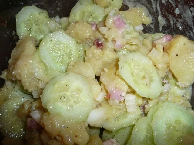Kartoffel-Gurkensalat gemischt ! Erinnerung an die Kindheit. - Rezept - Bild Nr. 3