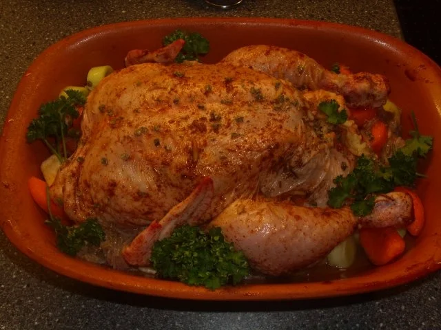 Rezept: Huhn mit Reis gefüllt im Römertopf auf Gemüsebett Bild Nr. 4 Huhn mit Reis gefüllt im Römertopf auf Gemüsebett - Rezept - Bild Nr. 4