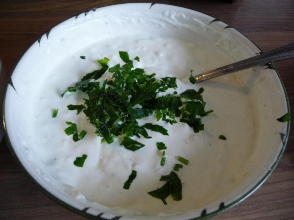 Eierspeisen : Buttermilch-Pfannkuchen mit Kräutersoße - Rezept - Bild Nr. 2