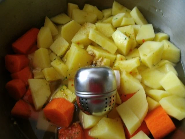 Kasselergeschnetzetes mit Sauerkraut und würzigem Kartoffelpüree - Rezept - Bild Nr. 11