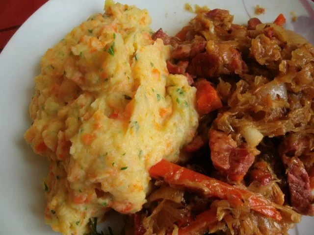Kasselergeschnetzetes mit Sauerkraut und würzigem Kartoffelpüree - Rezept - Bild Nr. 14