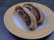 Nussstrudel mit Topfenteig - Rezept