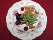 Rezept: Matcha-Eis mit karamellisierten Erdnüssen Matcha-Eis mit karamellisierten Erdnüssen - Rezept