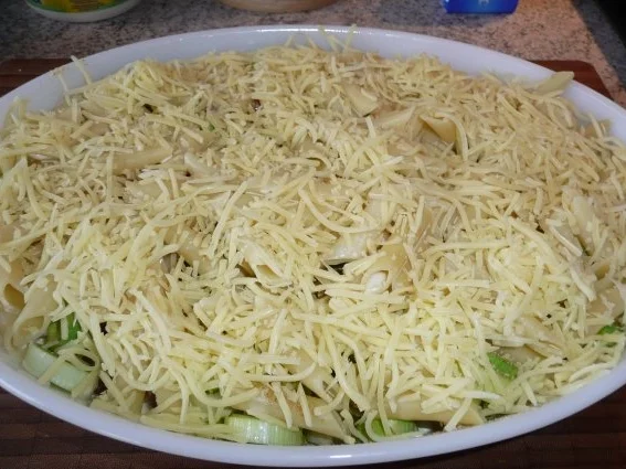 Rezept: Auflauf: Penne mit Schweinefleisch und Porree Bild Nr. 5 Auflauf: Penne mit Schweinefleisch und Porree - Rezept - Bild Nr. 5