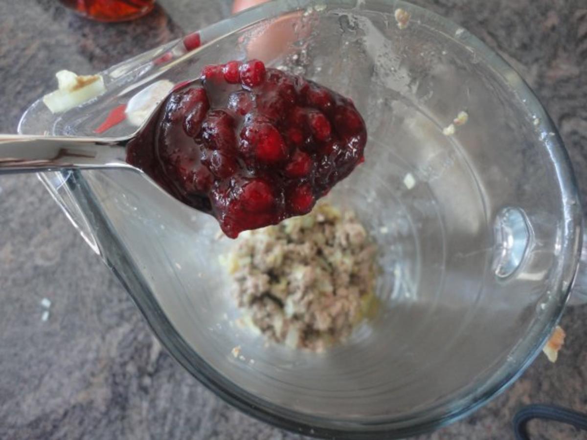 fruchtige Kalbsleber Pastete mit Preiselbeeren - Rezept - Bild Nr. 7