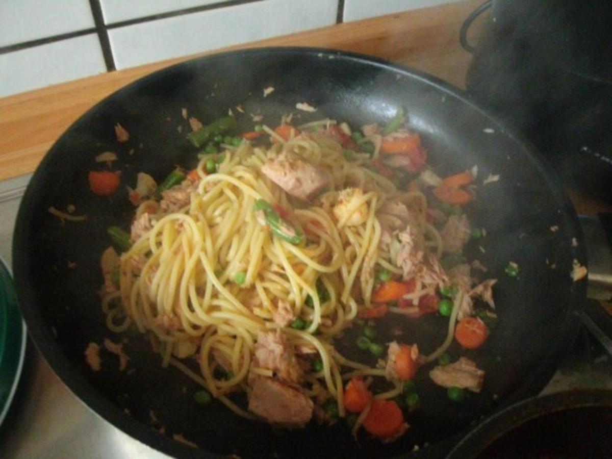 Spaghetti mit Thunfisch - Rezept - Bild Nr. 8