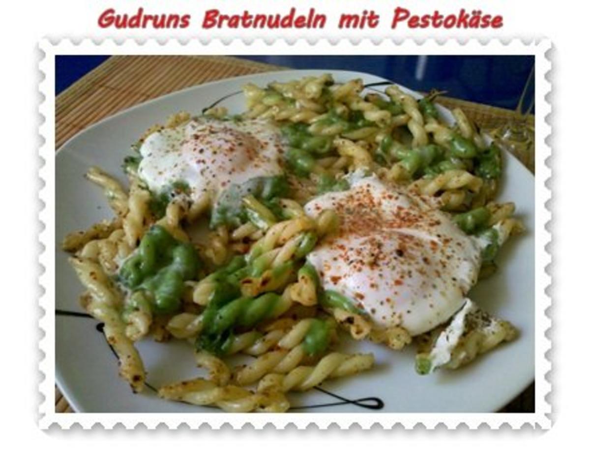 Bilder für Nudeln: Bratnudeln mit grünem Pestokäse - Landana - Rezept