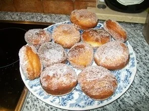 Kleingebäck: "kräppel" oder auch Berliner genannt, - Rezept