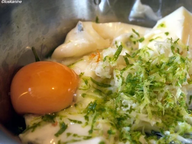 Rezept: Ravioli mit Gorgonzola-Füllung, dazu eine einfache Tomatensauce Bild Nr. 9 Ravioli mit Gorgonzola-Füllung, dazu eine einfache Tomatensauce - Rezept - Bild Nr. 9