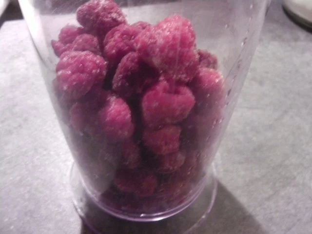 Rezept: Himbeereis Typ "Frappe" Bild Nr. 3 Himbeereis Typ "Frappe" - Rezept - Bild Nr. 3