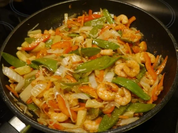 Chinesische Gemüsepfanne mit Scampis - Rezept
