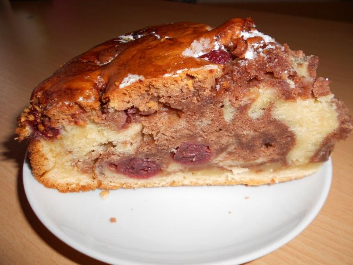 Marmorkuchen mit Kirschen - Rezept - Bild Nr. 2